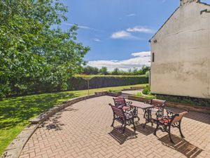 Patio- click for photo gallery